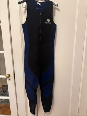 Harmony Women’s size Medium Neoprene One-Piece Wetsuit in Blue/Black